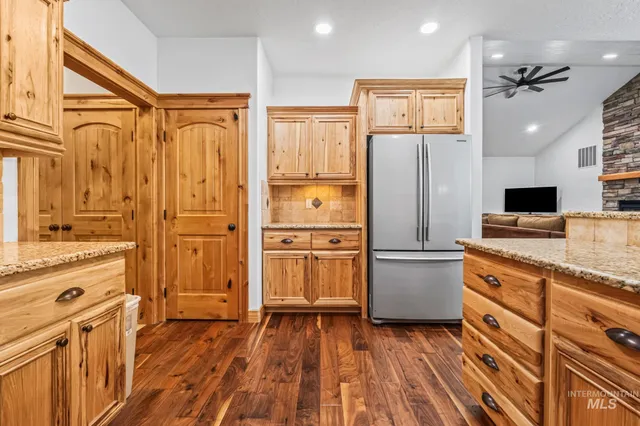 $1,135,000 | 29 Pointe At Goldfork Court, Donnelly, ID 83615