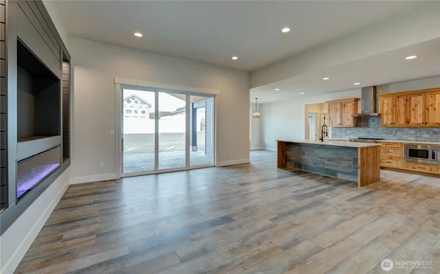 $799,000 | 2532 7th Street Northeast, East Wenatchee, WA 98802