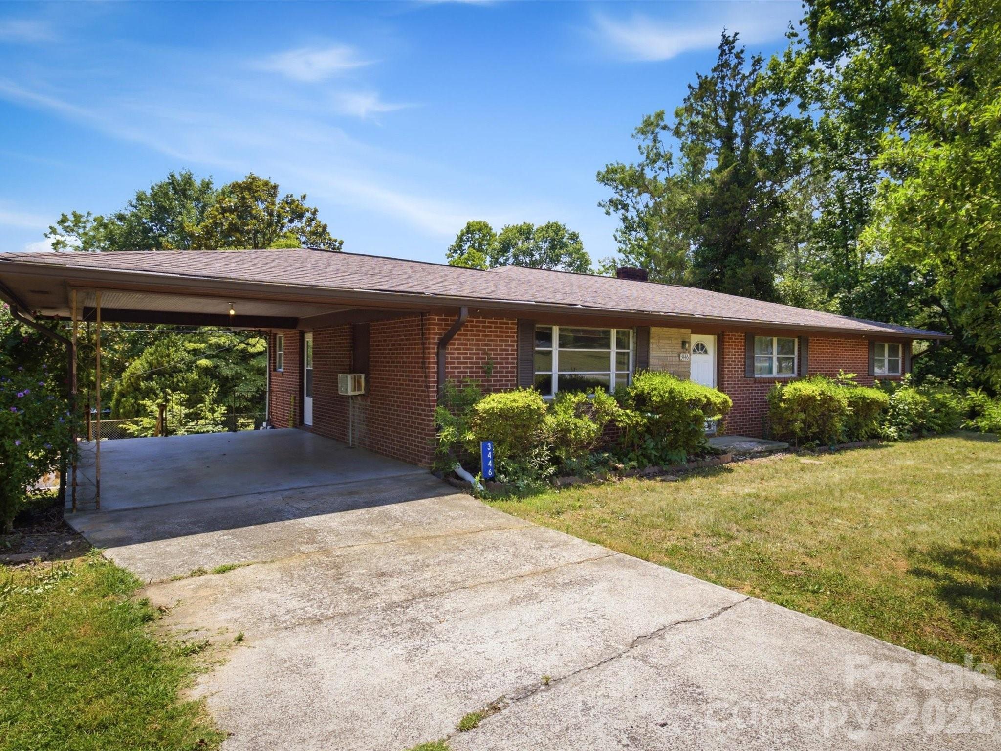 3446 Brandon Road Morganton, NC 28655 - Photo 2 of 28