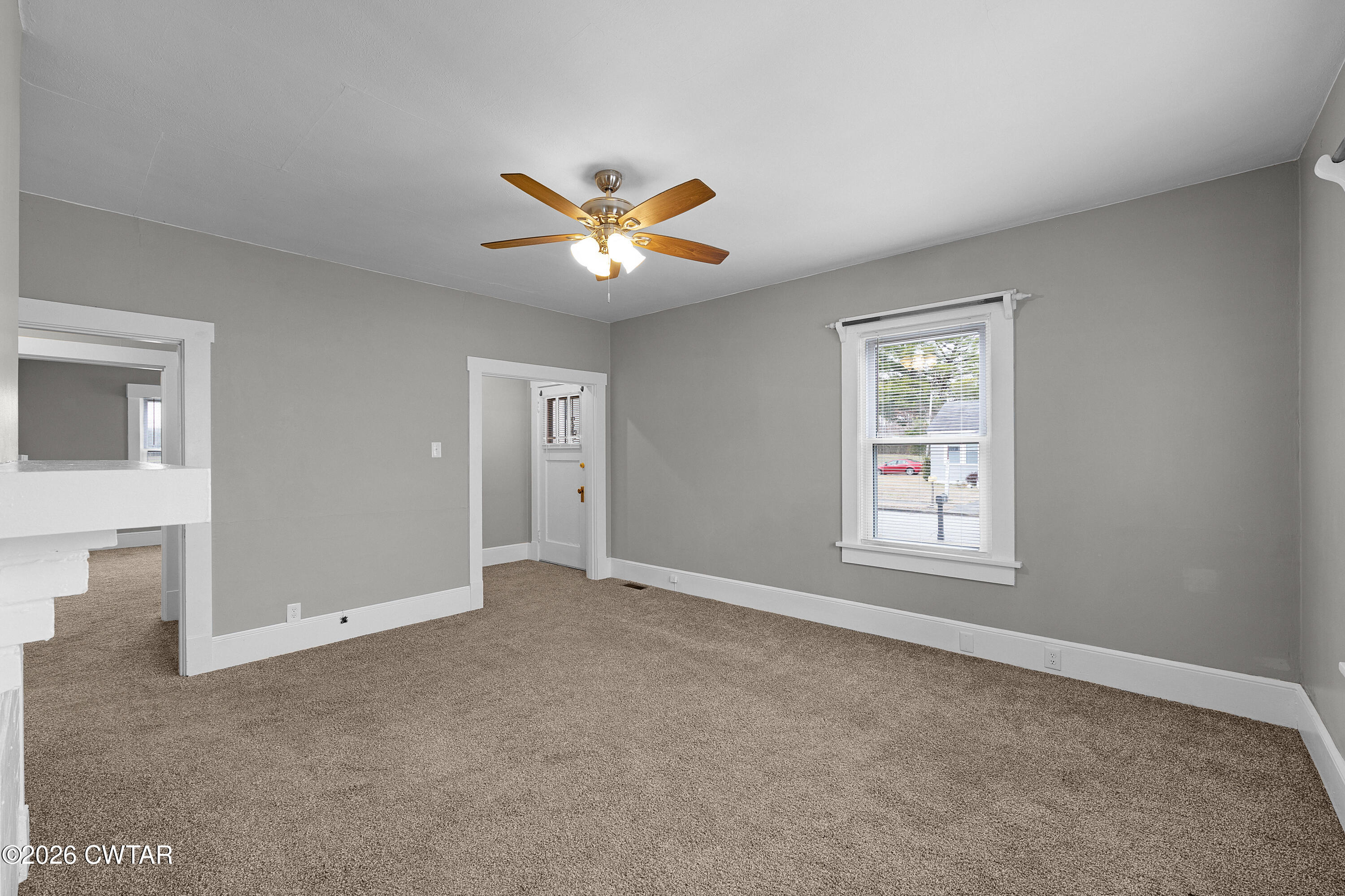 2 Gregg Street Jackson, TN 38301 - Photo 8 of 18 a view of an empty room with a window