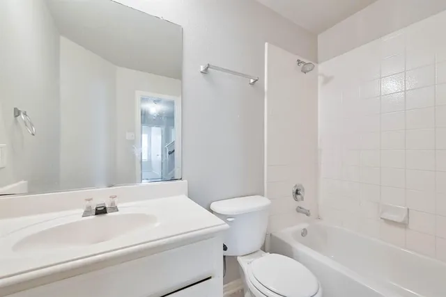 $2,500 | 4 Blue Meadow Court, Mansfield, TX 76063