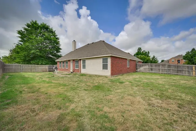 $2,500 | 4 Blue Meadow Court, Mansfield, TX 76063