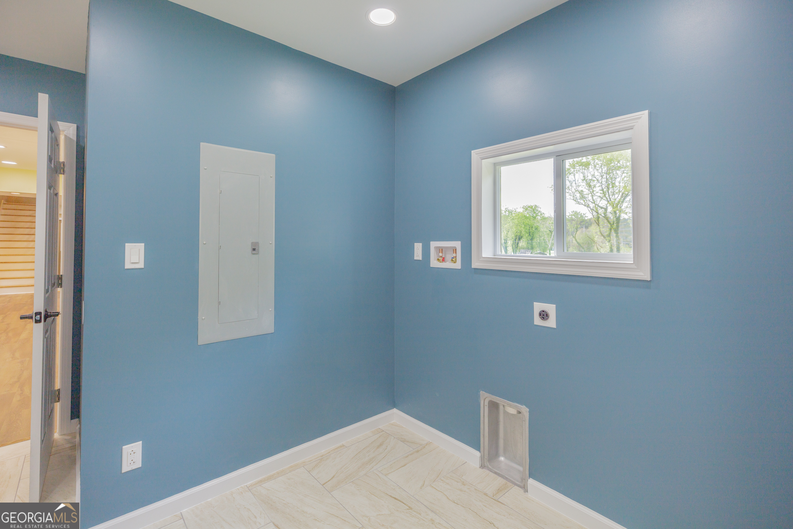 765 Greenbush Road LaFayette, GA 30728 - Photo 21 of 68 a view of a room that has a window in it