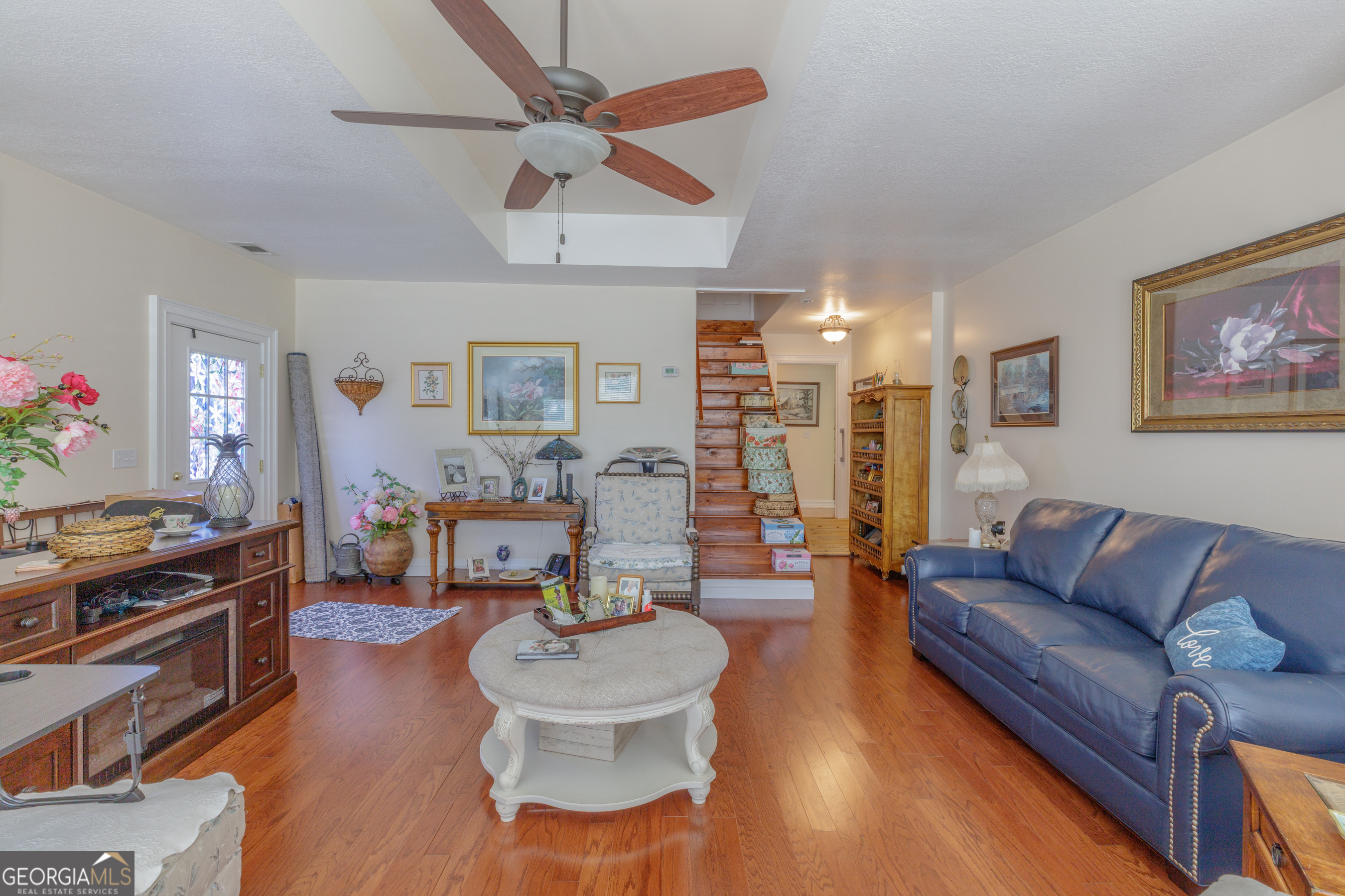 765 Greenbush Road LaFayette, GA 30728 - Photo 4 of 68 a living room with furniture and a flat screen tv
