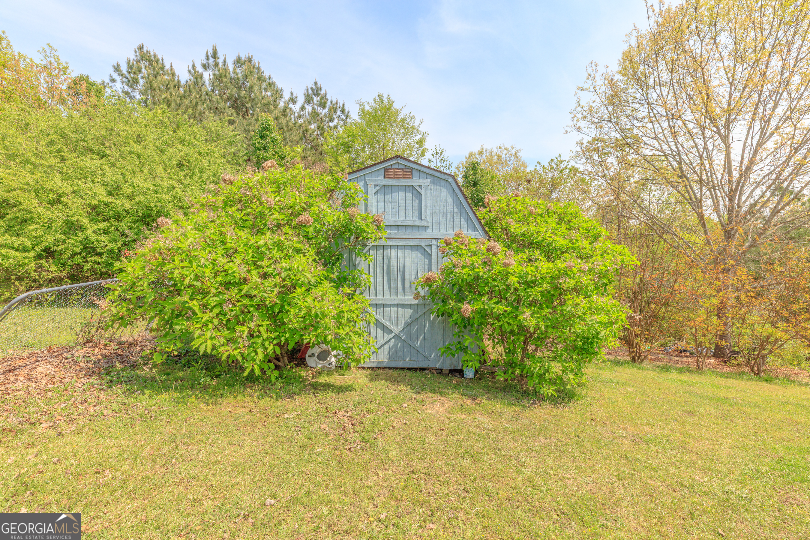 765 Greenbush Road LaFayette, GA 30728 - Photo 65 of 68 a front view of a house with a yard