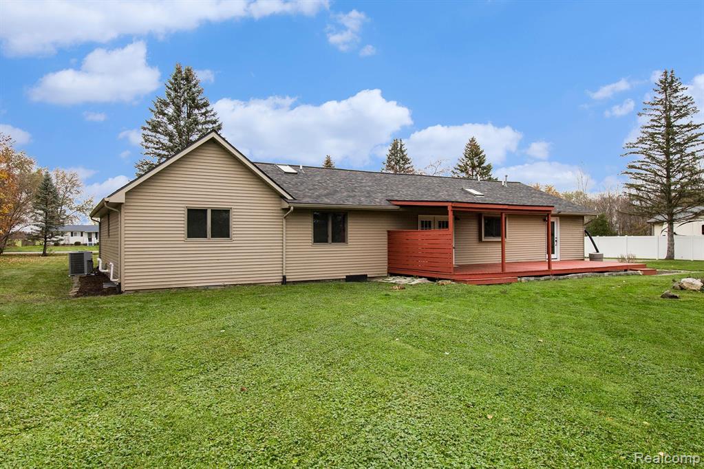 10330 East Potter Road Davison, MI 48423 - Photo 5 of 45 Gallery Image 5