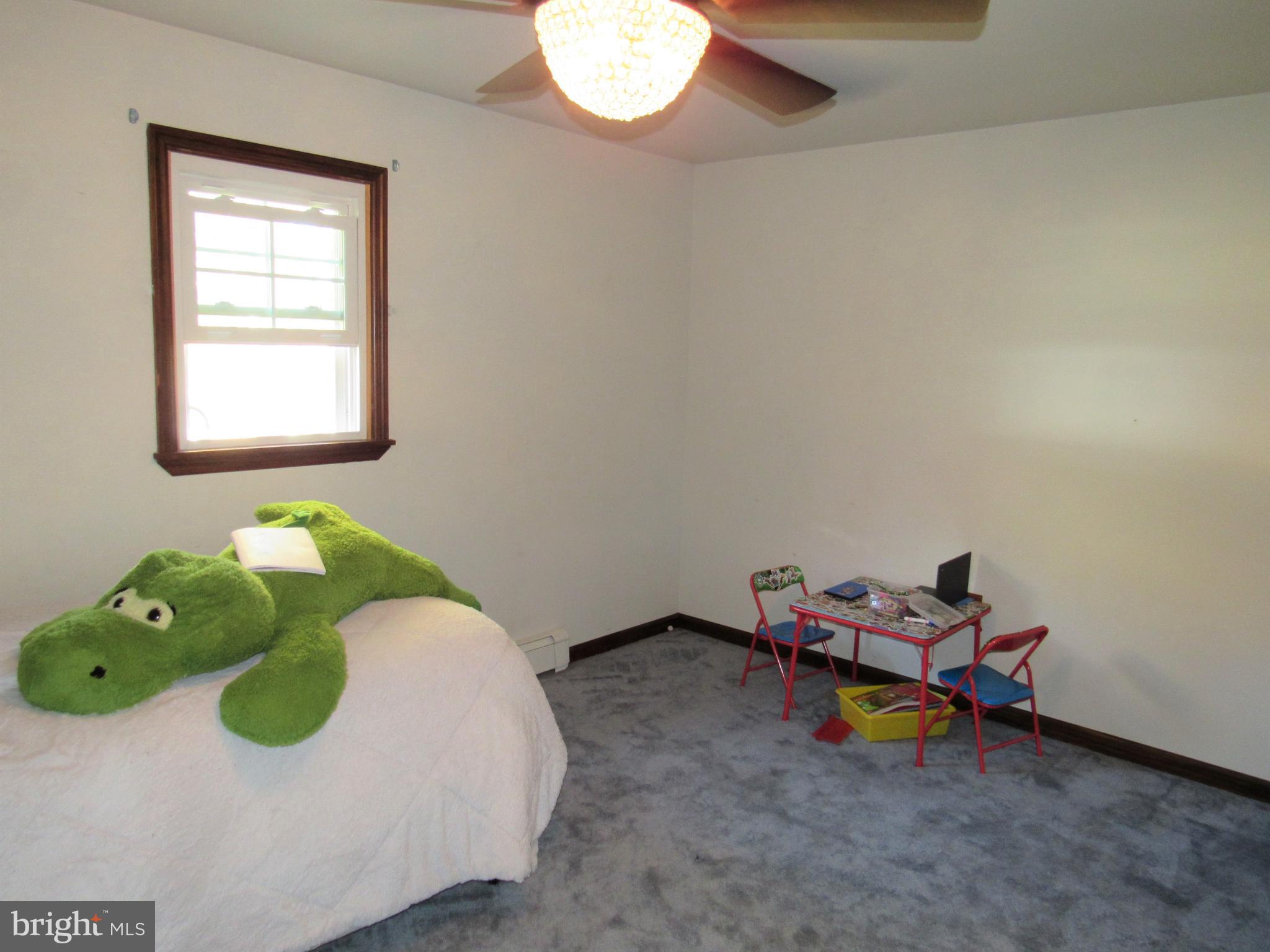 2512 Berkley Road Reading, PA 19605 - Photo 14 of 23