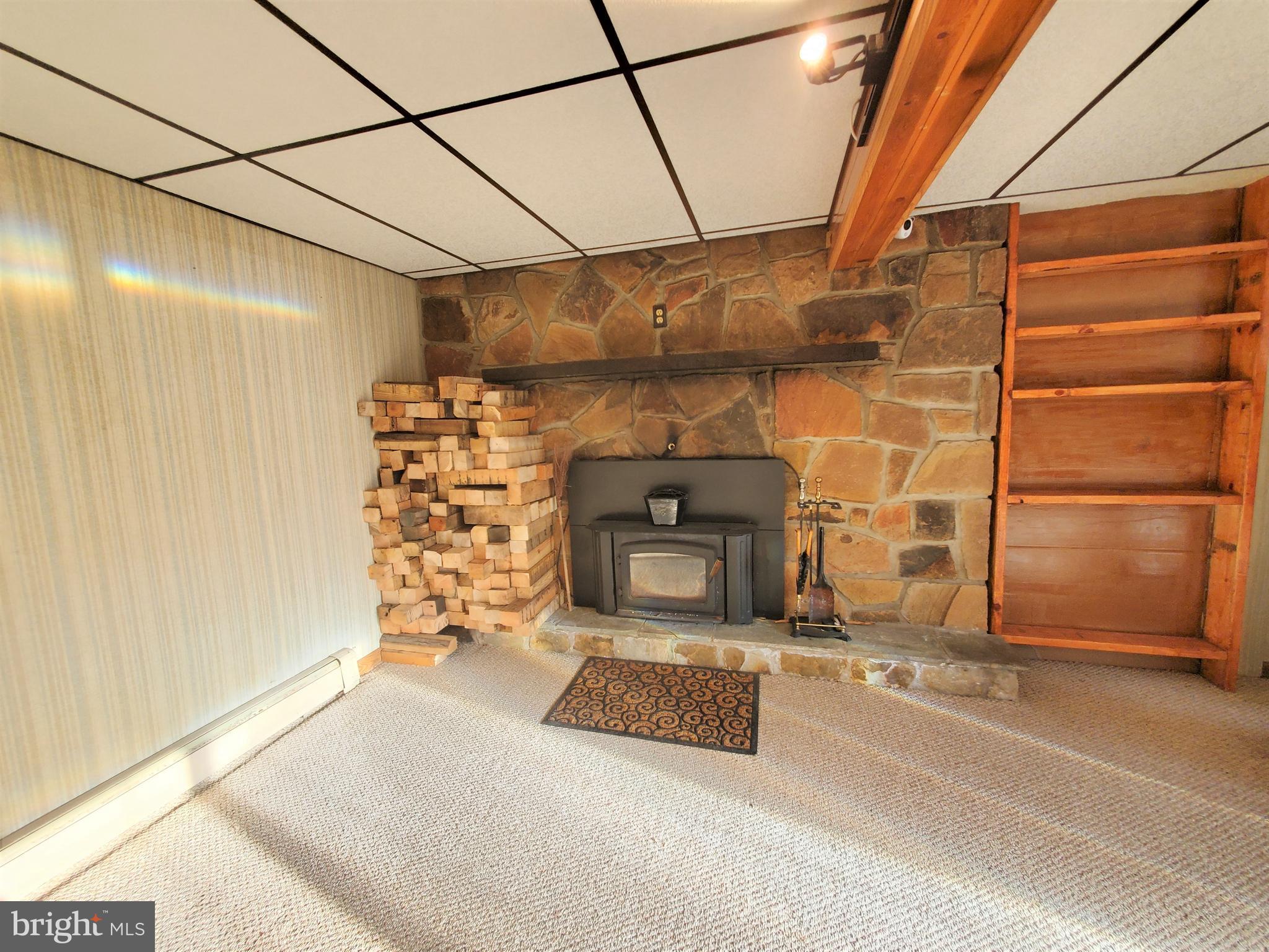 2512 Berkley Road Reading, PA 19605 - Photo 3 of 23