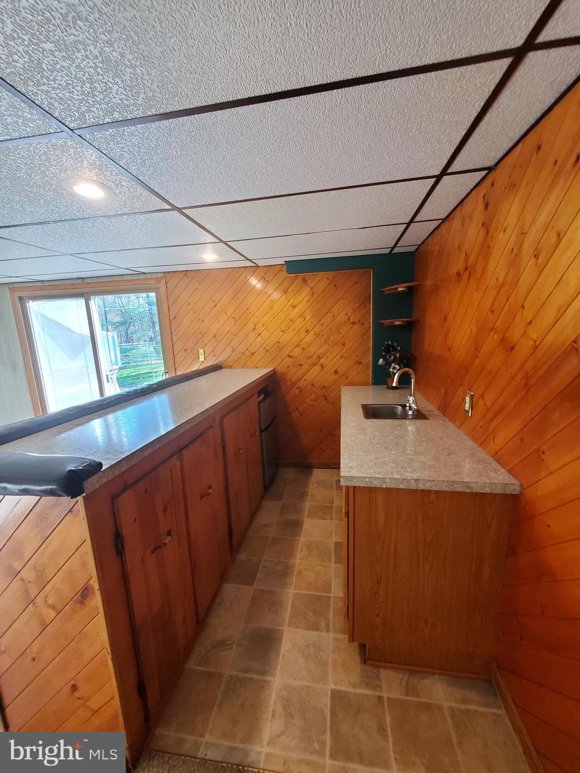 2512 Berkley Road Reading, PA 19605 - Photo 4 of 23