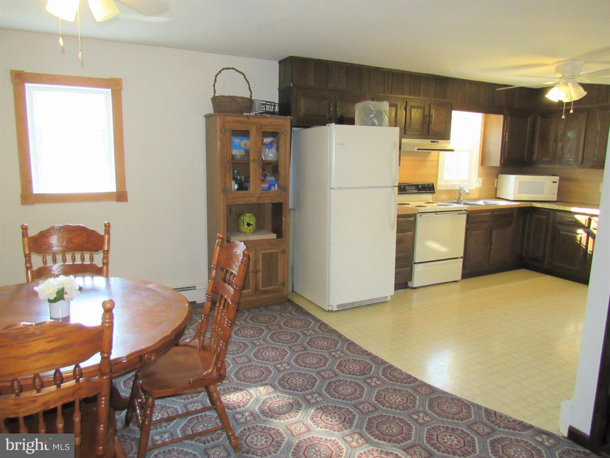 2512 Berkley Road Reading, PA 19605 - Photo 10 of 23