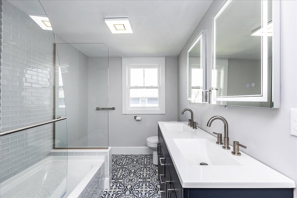 22 Berkley Road, Unit 2 Hull, MA 02045 - Photo 31 of 39