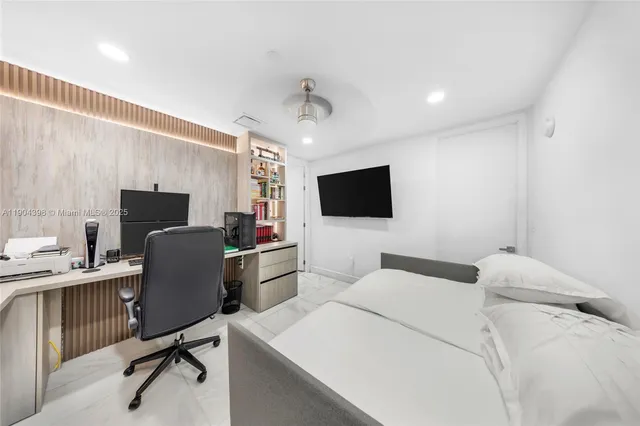 $20,000 | 700 Northeast 26th Terrace, Unit 2202, Miami, FL 33137