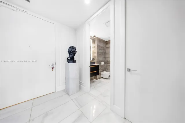 $20,000 | 700 Northeast 26th Terrace, Unit 2202, Miami, FL 33137