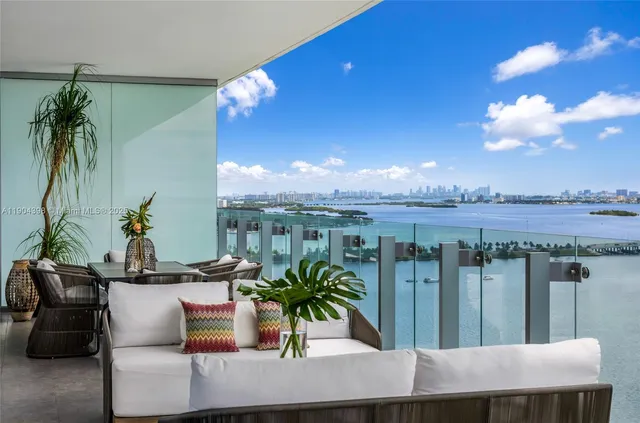 $20,000 | 700 Northeast 26th Terrace, Unit 2202, Miami, FL 33137