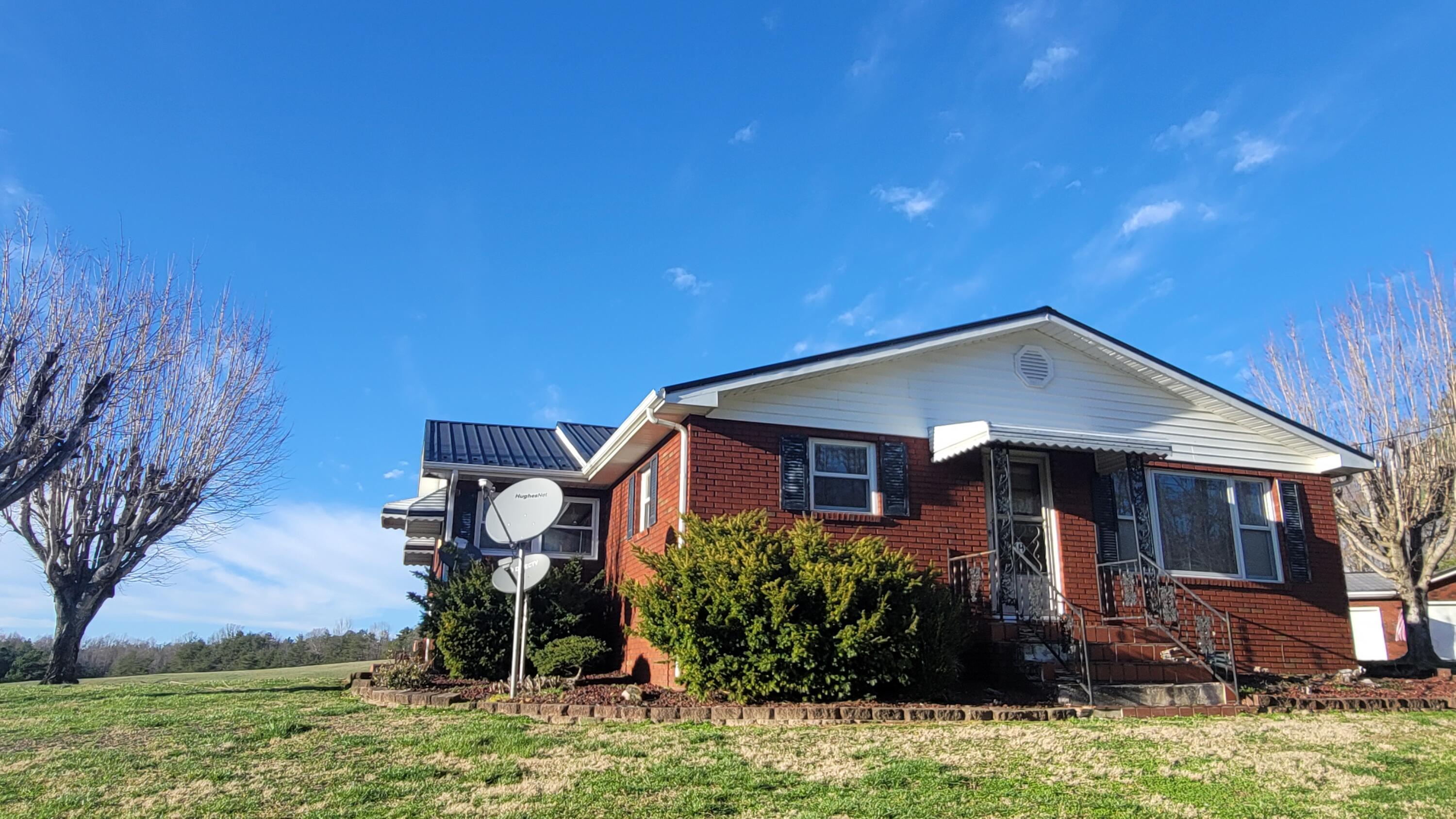 1549 3 C Loop Road Williamsburg, KY 40769 - Photo 9 of 39 20230228_170852