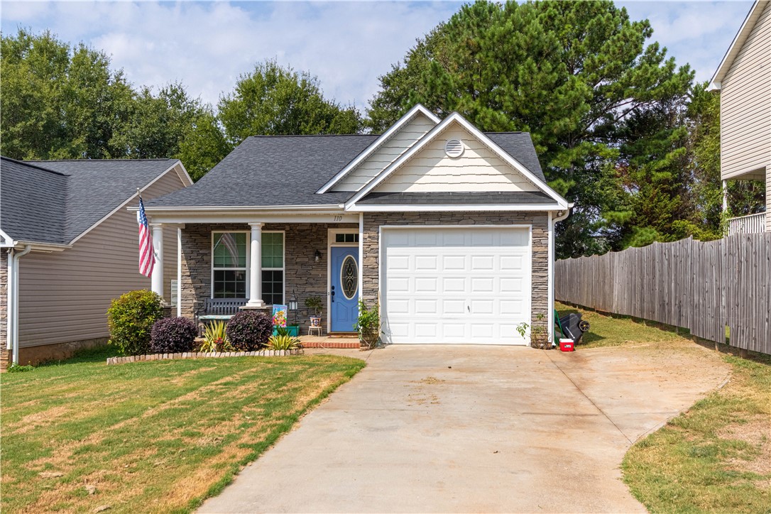 110 Dundee Court Anderson, SC 29621 - Photo 1 of 16