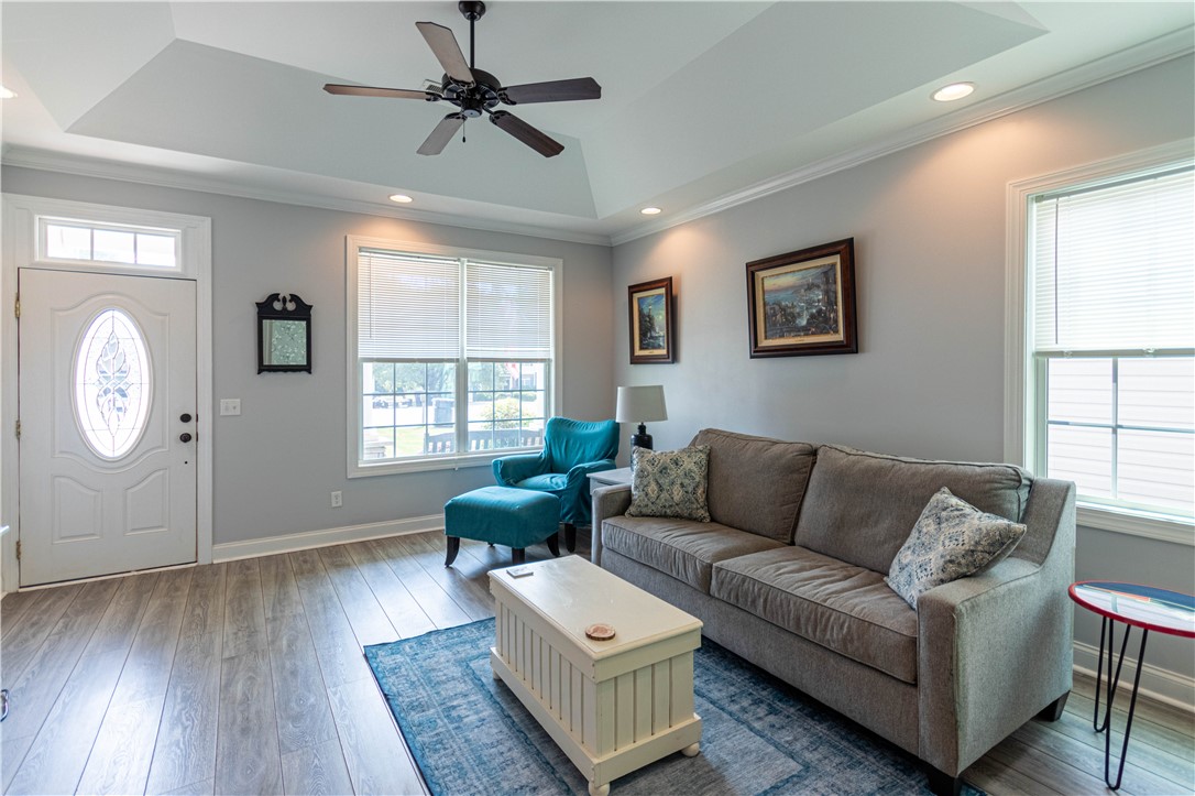 110 Dundee Court Anderson, SC 29621 - Photo 2 of 16
