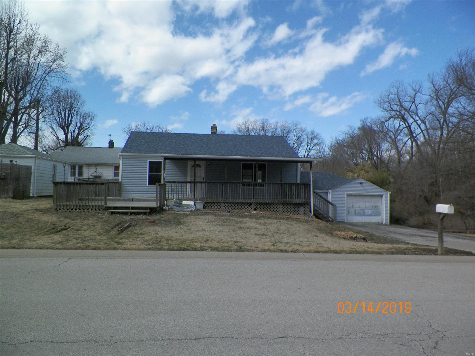 549 St Clair Road Fairview Heights, IL 62208 - Photo 1 of 12 Gallery Image 1