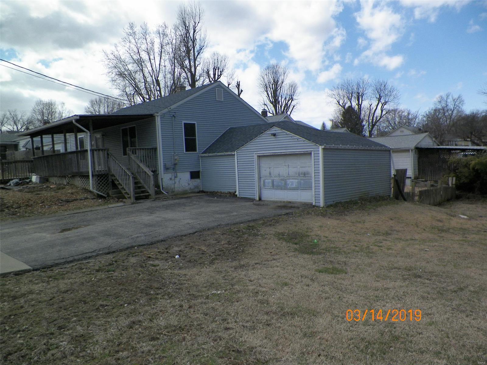 549 St Clair Road Fairview Heights, IL 62208 - Photo 2 of 12 Gallery Image 2