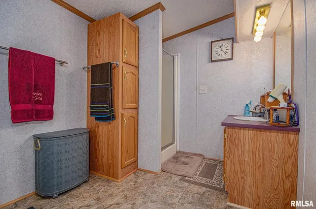 $324,000 | 16807 East Kendall Road, Mount Vernon, IL 62864