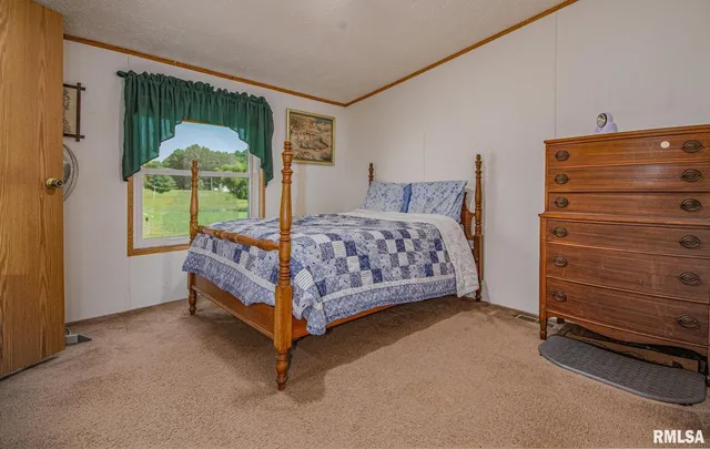 $324,000 | 16807 East Kendall Road, Mount Vernon, IL 62864