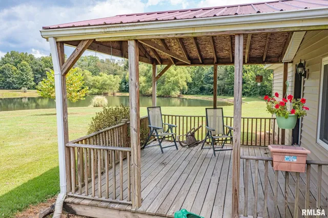 $324,000 | 16807 East Kendall Road, Mount Vernon, IL 62864