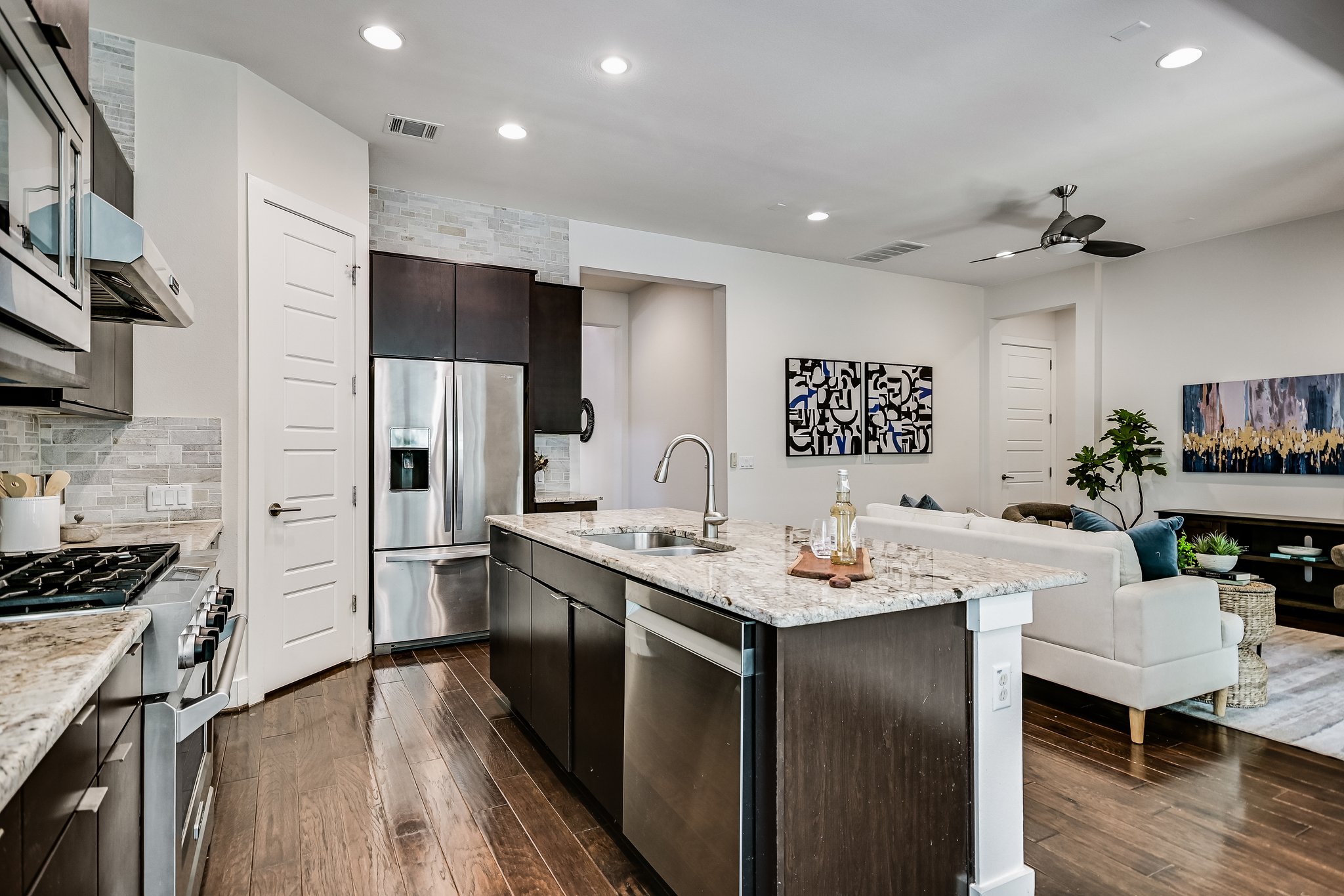 2807 Del Curto Road, Unit J Austin, TX 78704 - Photo 7 of 25