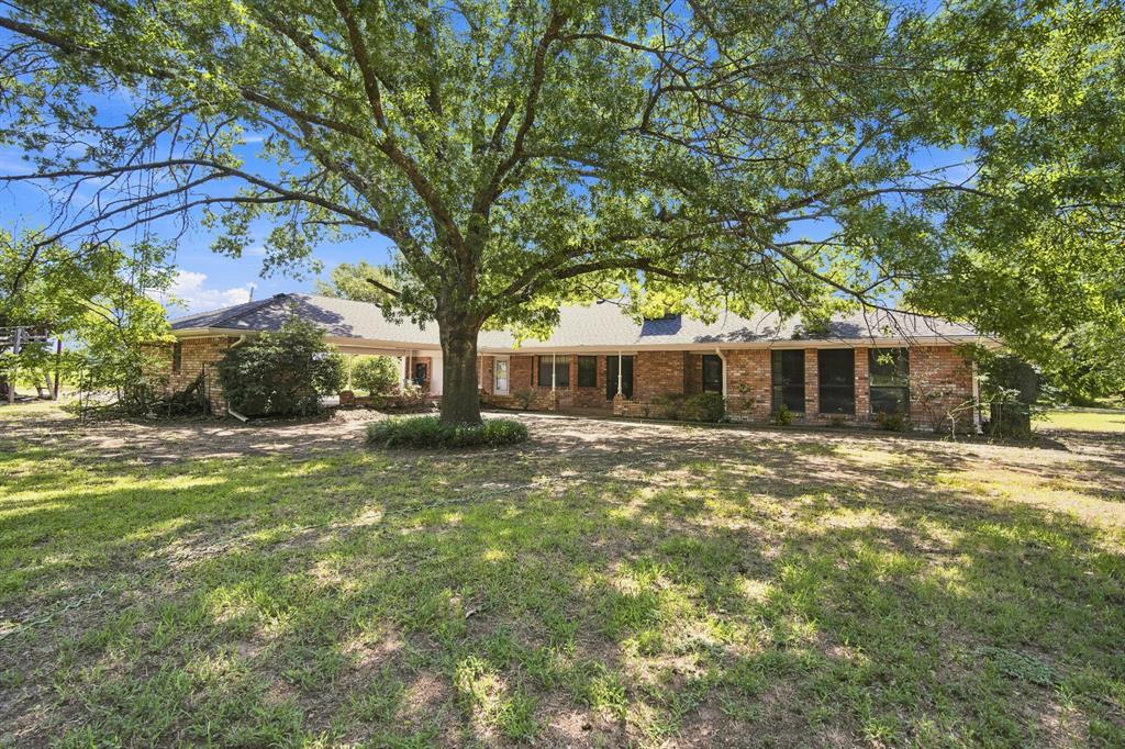 2000 Crisp Road Ennis, TX 75119 - Photo 30 of 40 Gallery Image 30