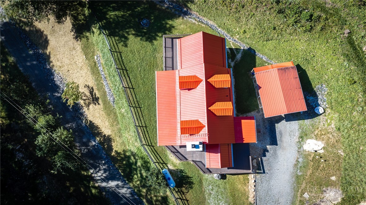 283 Deer Ridge Road Crumpler, NC 28617 - Photo 18 of 23 Gallery Image 18