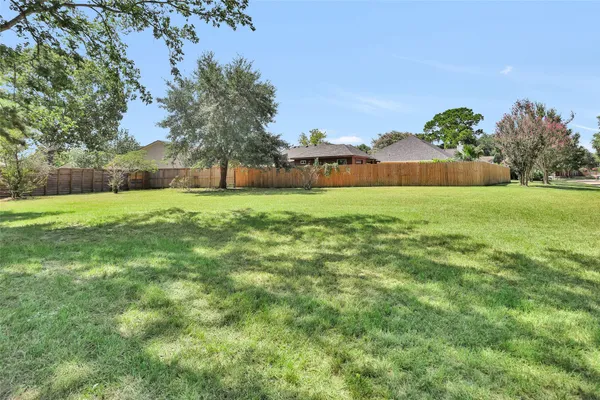 $2,600 | 101 April Point Place, Conroe, TX 77356