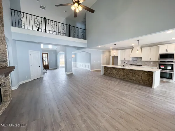 $551,000 | 206 Poplar Lane, Holly Springs, MS 38635