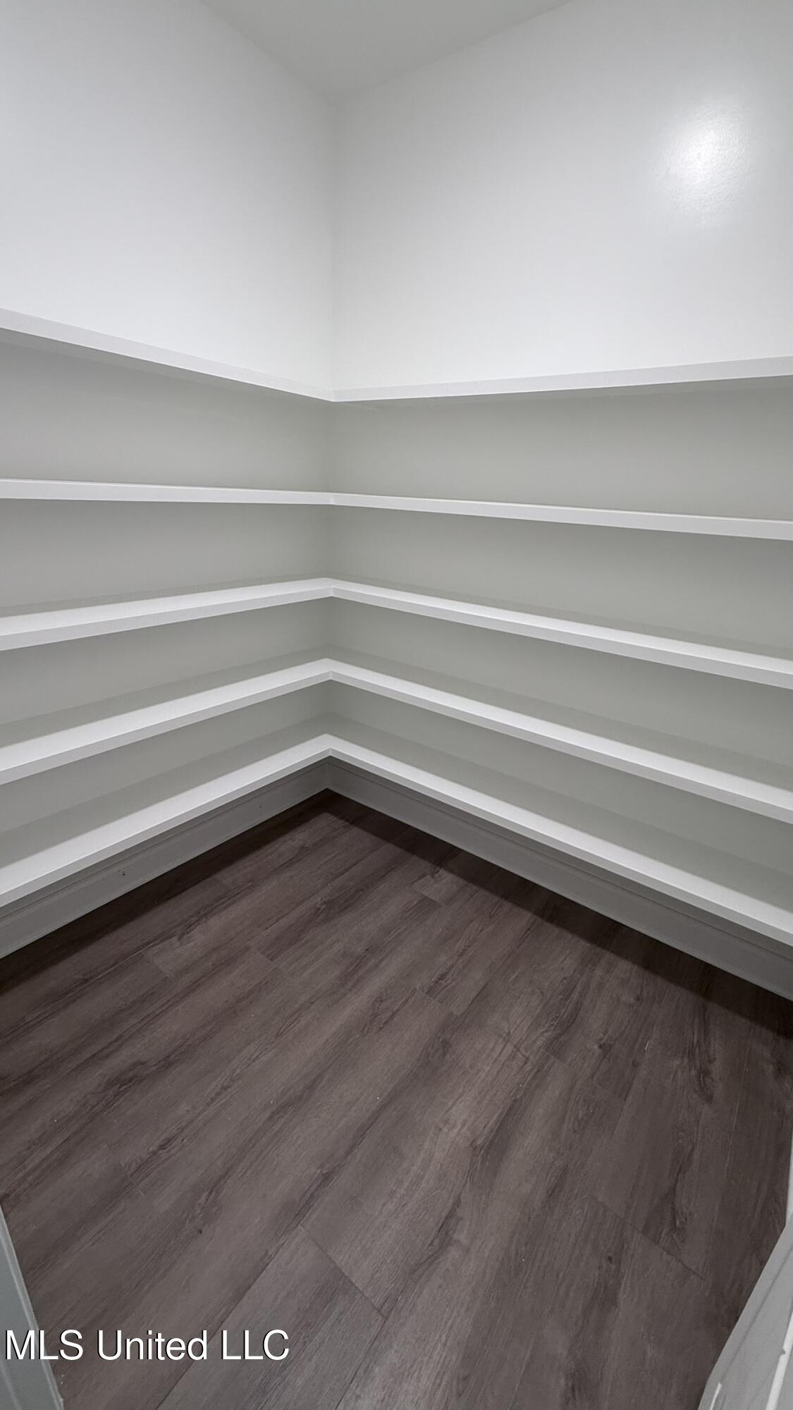 206 Poplar Lane Holly Springs, MS 38635 - Photo 29 of 58 IMG_1223