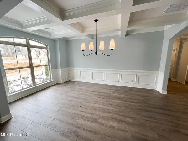$551,000 | 206 Poplar Lane, Holly Springs, MS 38635