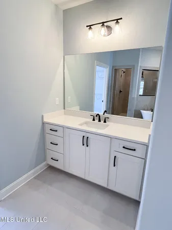 $551,000 | 206 Poplar Lane, Holly Springs, MS 38635