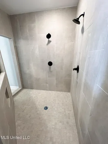 $551,000 | 206 Poplar Lane, Holly Springs, MS 38635