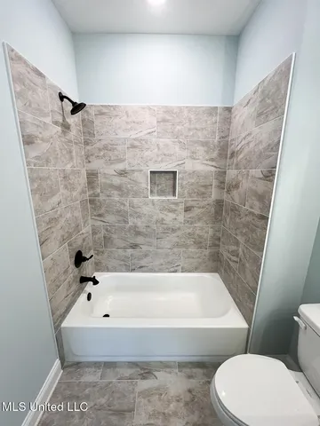 $551,000 | 206 Poplar Lane, Holly Springs, MS 38635