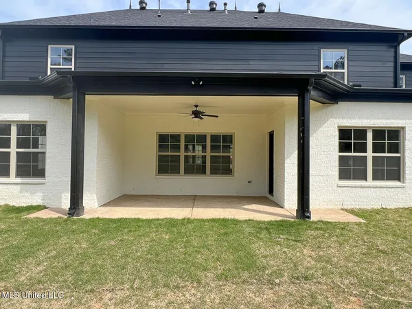 $551,000 | 206 Poplar Lane, Holly Springs, MS 38635