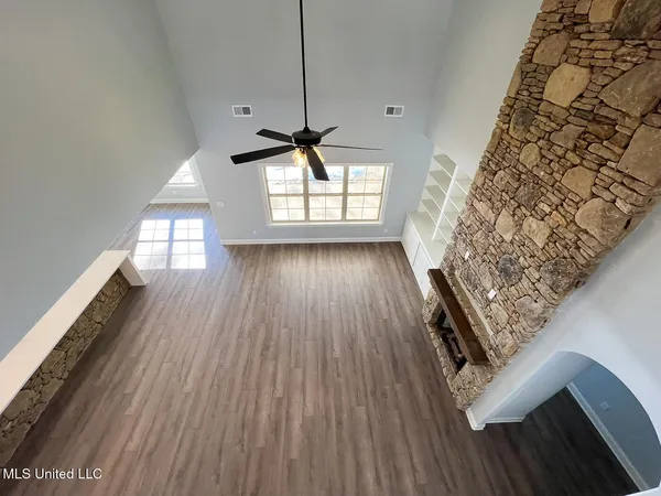 $551,000 | 206 Poplar Lane, Holly Springs, MS 38635