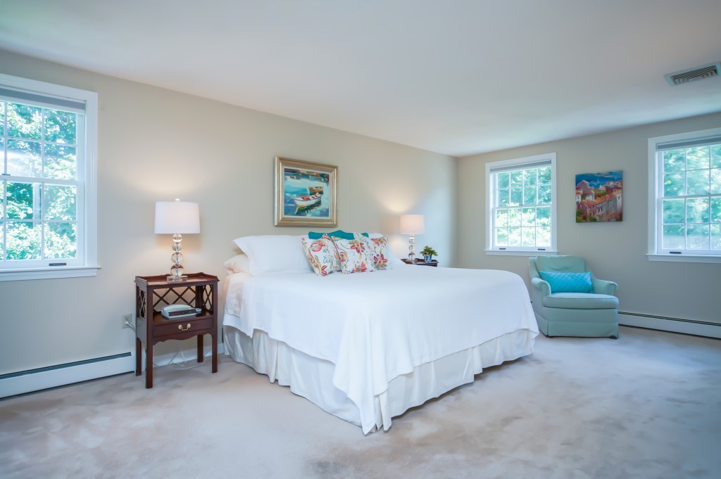 13 Delaware Road Medfield, MA 02052 - Photo 20 of 30 Gallery Image 20