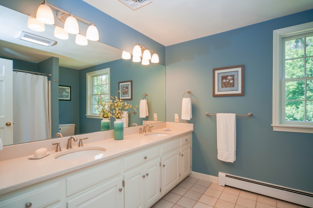 13 Delaware Road Medfield, MA 02052 - Photo 28 of 30 Gallery Image 28