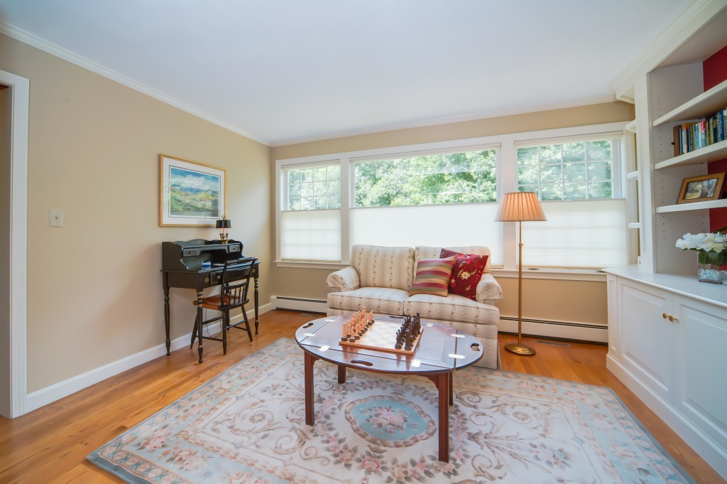 13 Delaware Road Medfield, MA 02052 - Photo 6 of 30 Gallery Image 6
