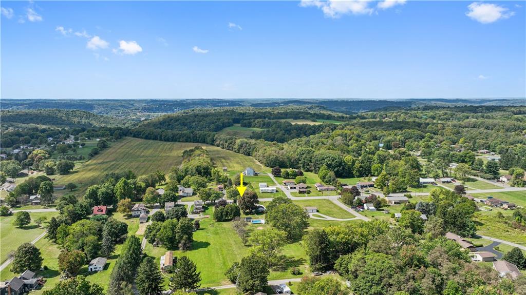 718 Mercer Road Beaver Falls, PA 15010 - Photo 6 of 44 a view of a city