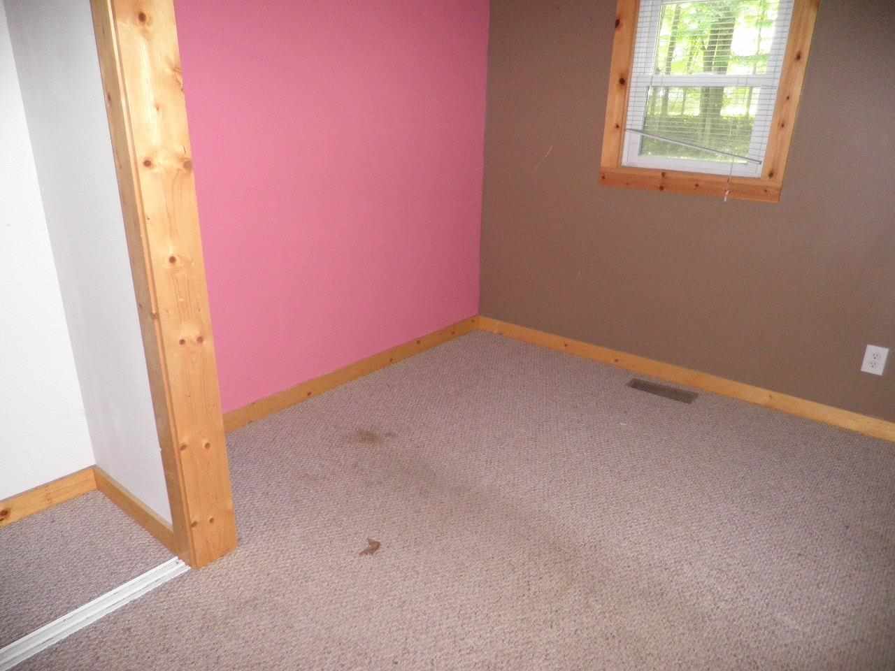 559 Clark Road Spencer, IN 47460 - Photo 7 of 11 Gallery Image 7