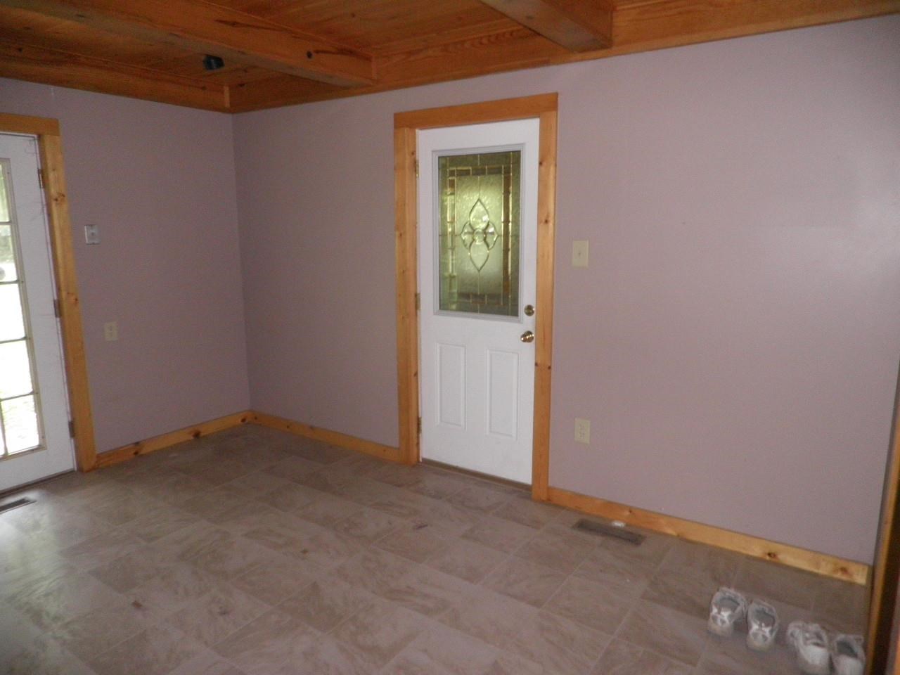 559 Clark Road Spencer, IN 47460 - Photo 8 of 11 Gallery Image 8