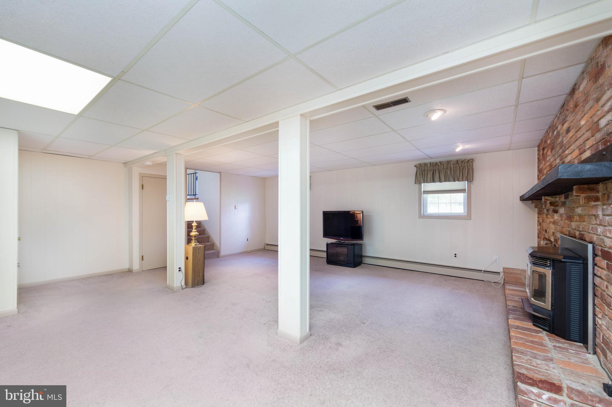 1710 Parkvue Road Fallston, MD 21047 - Photo 29 of 40 Very Spacious Family Room
