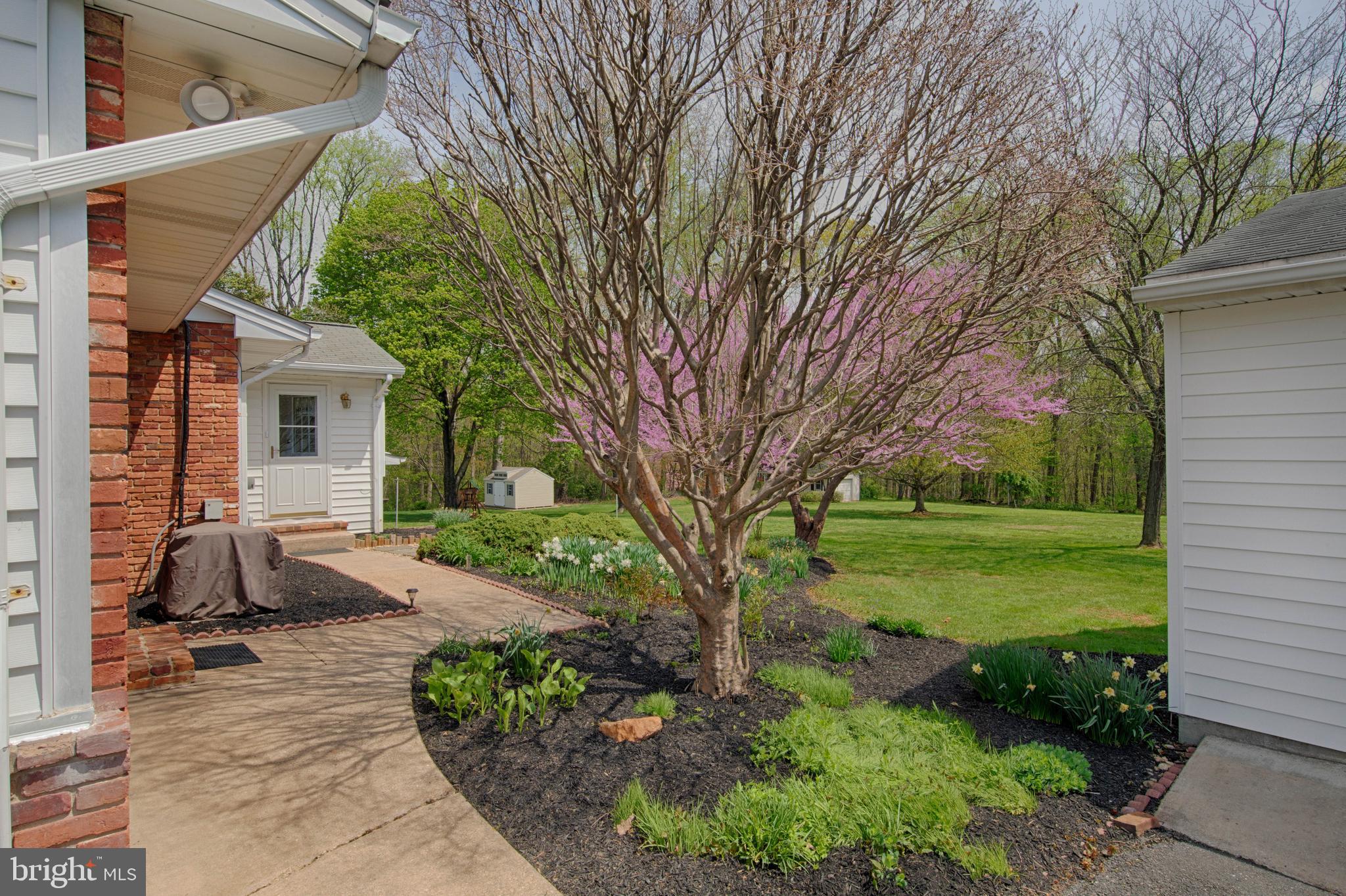 1710 Parkvue Road Fallston, MD 21047 - Photo 36 of 40 Sidewalk to Back Entry