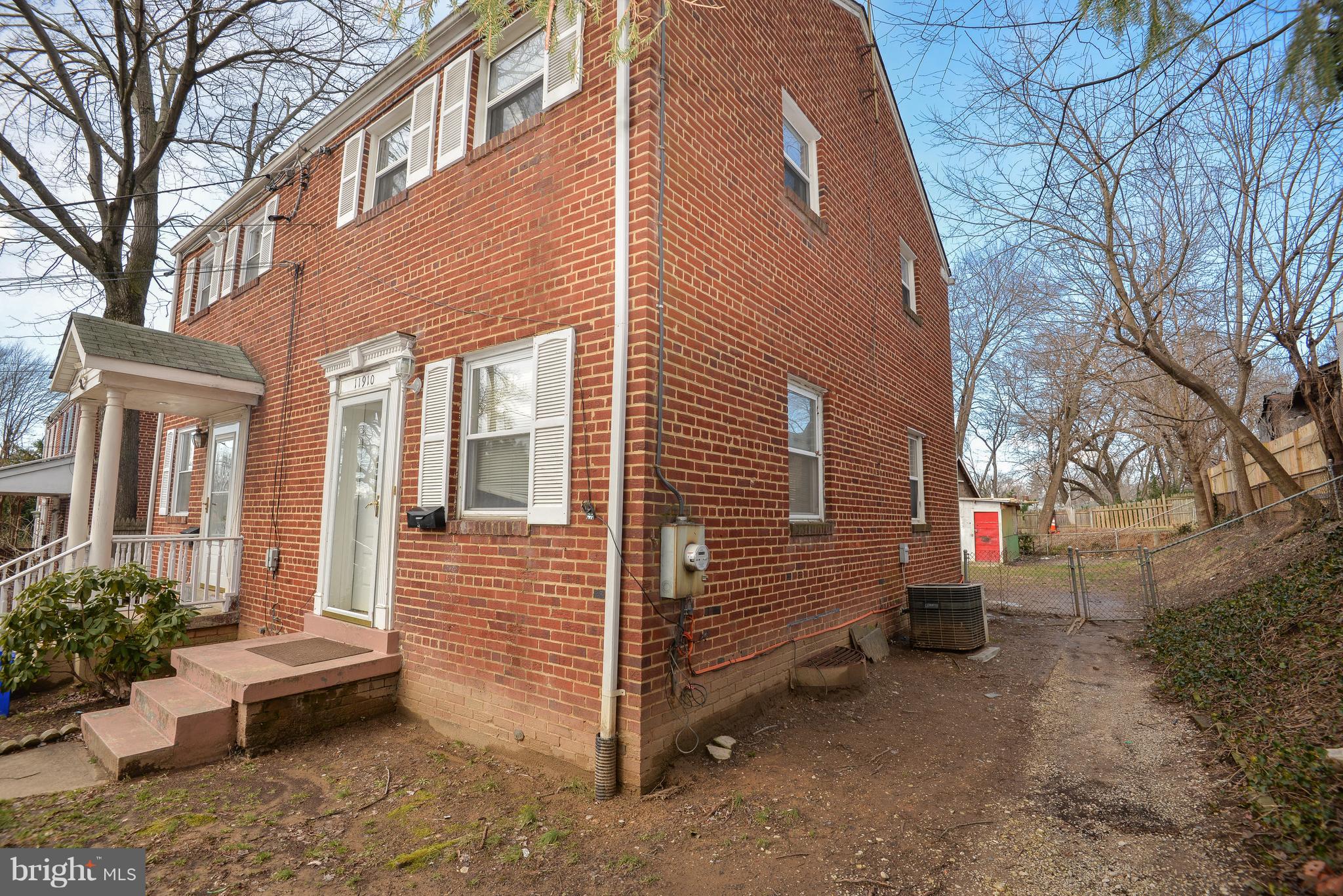 11910 Bluhill Road Silver Spring, MD 20902 - Photo 5 of 44 Side Yard