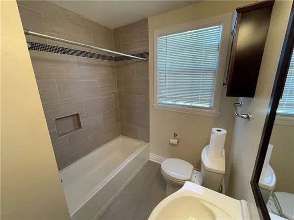 $2,000 | 750 Canton Street, Jefferson, LA 70121