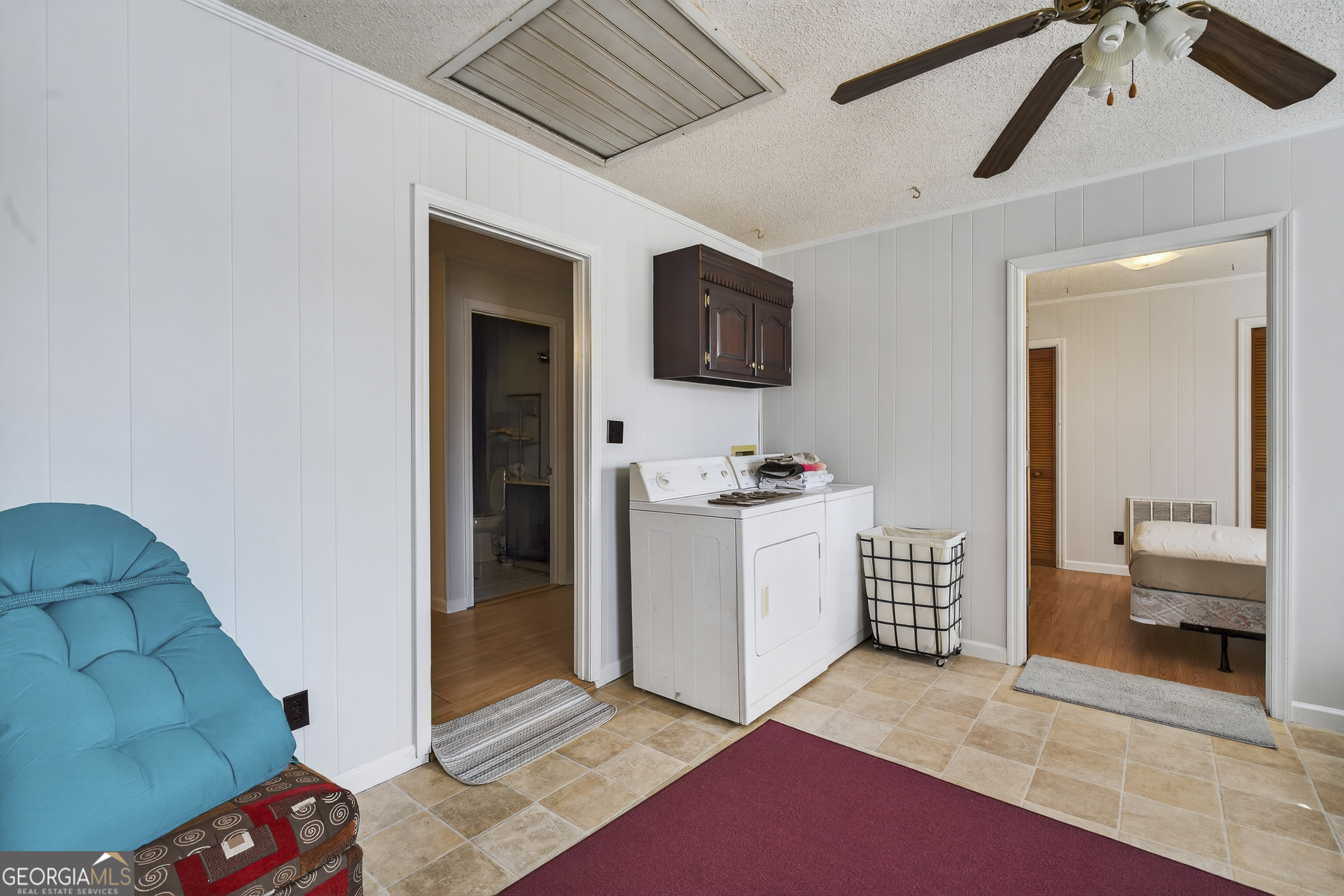 231 B Little Road Northwest Milledgeville, GA 31061 - Photo 24 of 67 a view of kitchen with furniture and flat screen tv