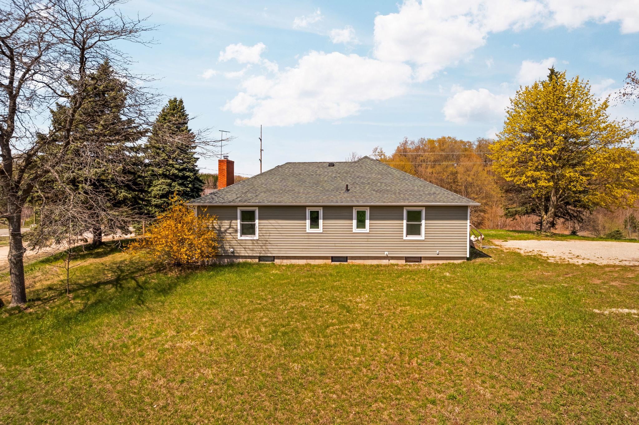 6828 East Lincoln Road Cedar, MI 49621 - Photo 41 of 68